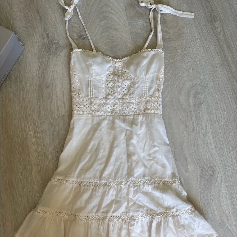 Reformation Cream Mini Dress - Picture 1 of 6